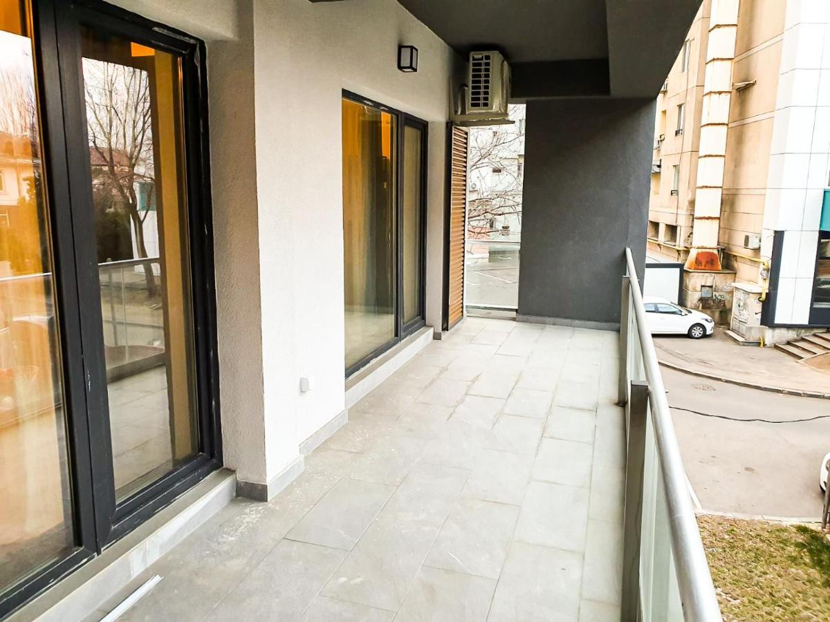 Urban Retreat: Industrial Chic 1Br Ap - Heart Of Bucharest Apartment Luaran gambar